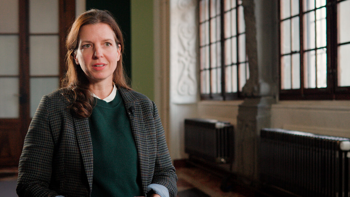 Stefanie Pfister im Film "Chatseelsorge". (Bild Raul Steffer)